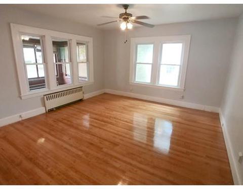 175 Bowles Park, Springfield, MA 01104 photo 5