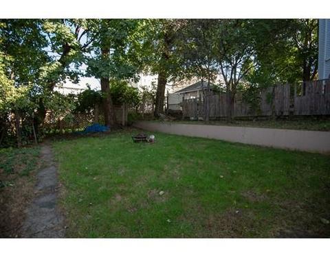14 Suffield St, Worcester, MA 01610 photo 21