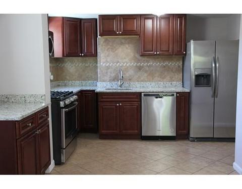69 E Mountain St, Worcester, MA 01606 photo 4