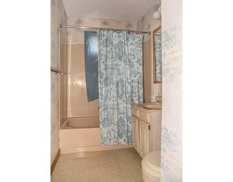 418 Chicopee St, Chicopee, MA 01013 photo 14