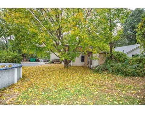 418 Chicopee St, Chicopee, MA 01013 photo 4
