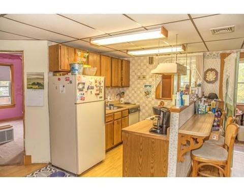 418 Chicopee St, Chicopee, MA 01013 photo 7
