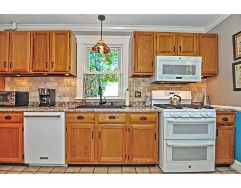 35 Juniper Rd, Worcester, MA 01602 photo 6