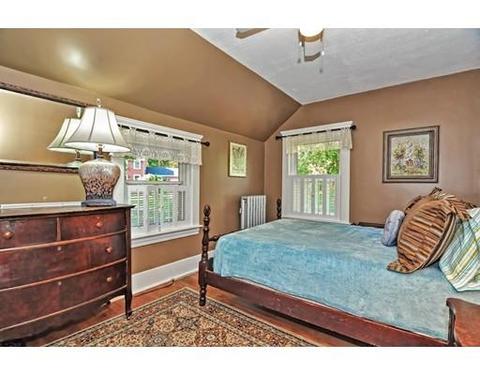 35 Juniper Rd, Worcester, MA 01602 photo 17