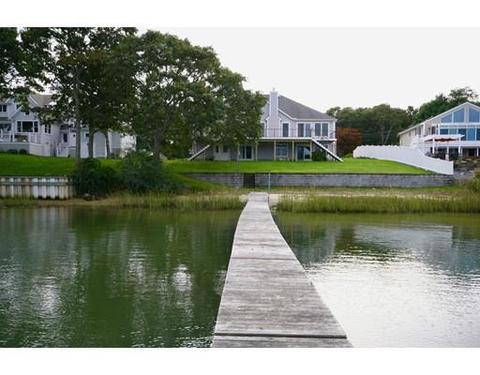 16 Pine Tree Dr, Wareham, MA 02532 photo 2