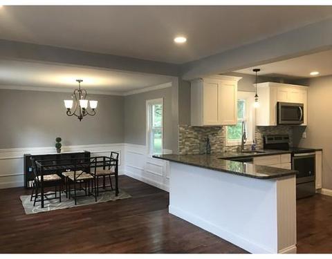 530 Middle Rd, Acushnet, MA 02743 photo 2