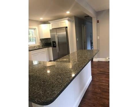 530 Middle Rd, Acushnet, MA 02743 photo 4