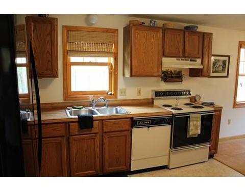 10 E Hill Rd, Oakham, MA 01068 photo 12
