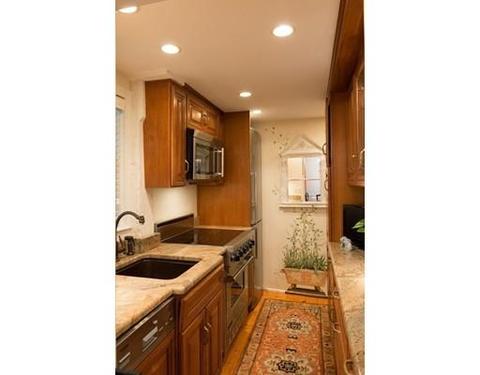 8 Middle St, Marblehead, MA 01945 photo 6