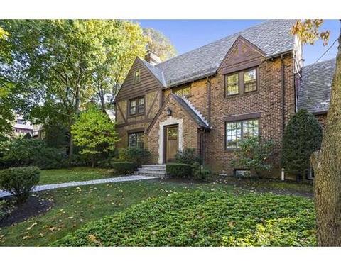 94 Shaw Rd, Brookline, MA 02467 photo 2