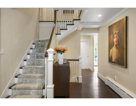 94 Shaw Rd, Brookline, MA 02467 photo 5
