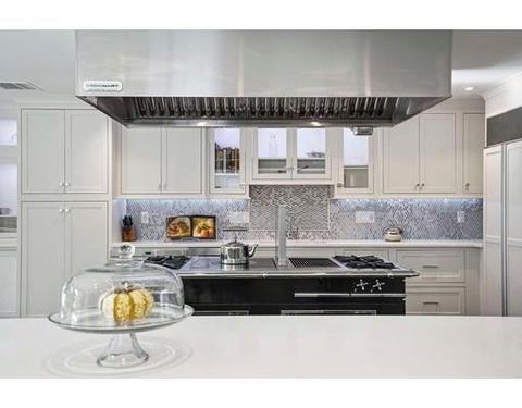 94 Shaw Rd, Brookline, MA 02467 photo 7