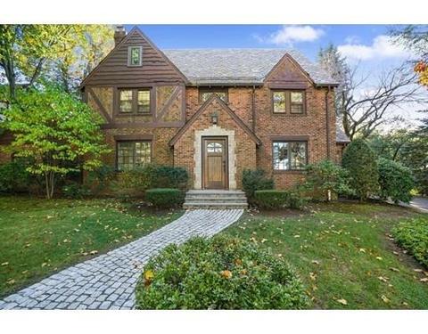 94 Shaw Rd, Brookline, MA 02467 photo 3