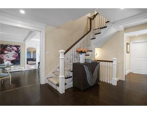 94 Shaw Rd, Brookline, MA 02467 photo 4