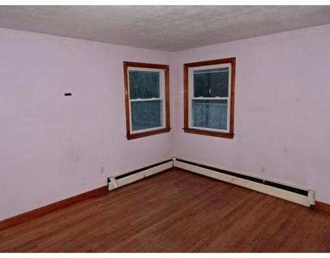 71 Irene St, Springfield, MA 01108 photo 6