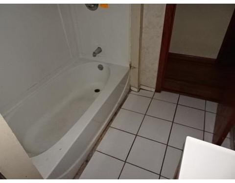 71 Irene St, Springfield, MA 01108 photo 9