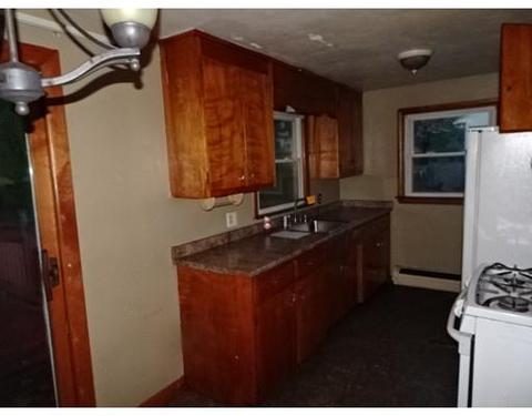 71 Irene St, Springfield, MA 01108 photo 10