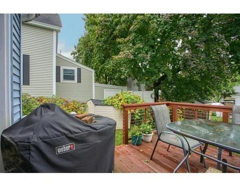 47 Epping St, Lowell, MA 01852 photo 23