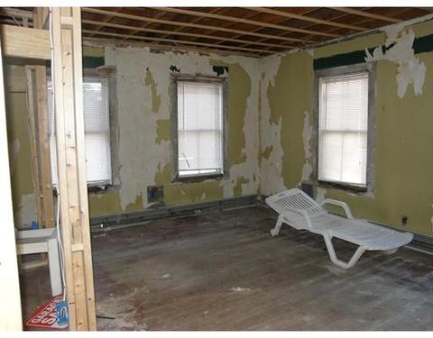 18 Whitcomb St, Webster, MA 01570 photo 9