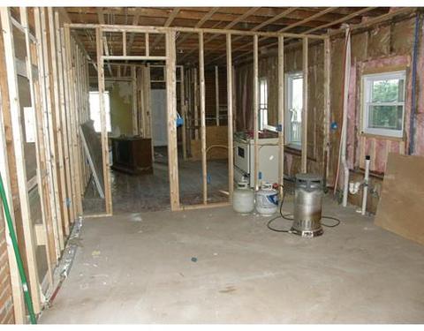 18 Whitcomb St, Webster, MA 01570 photo 6
