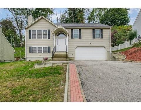 1 Gates Cir, Worcester, MA 01603 photo 3