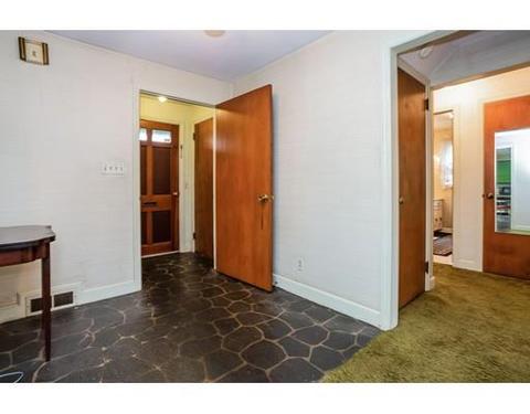 200 Maple St, Springfield, MA 01105 photo 3