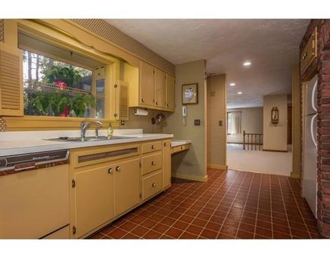 1301 Old Post Rd, Barnstable, MA 02648 photo 6