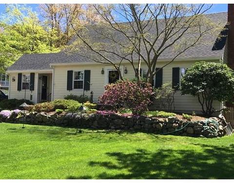 51 Bubier Rd, Marblehead, MA 01945 photo 1