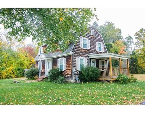209 Main St, Townsend, MA 01469 photo 1