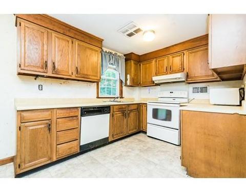 209 Main St, Townsend, MA 01469 photo 4