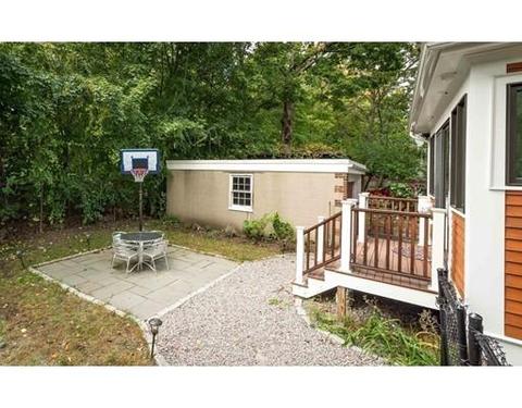 75 Crowninshield Rd, Brookline, MA 02446 photo 20