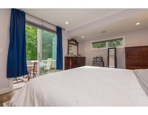 75 Crowninshield Rd, Brookline, MA 02446 photo 22