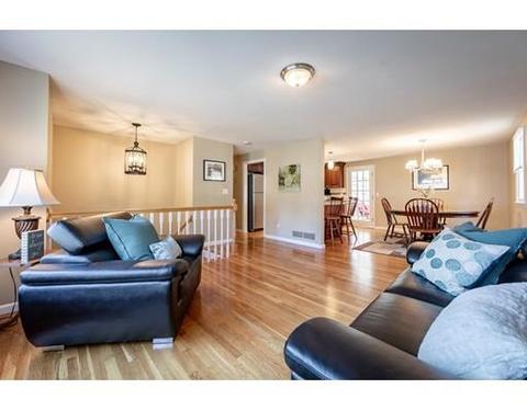 10 Osborne Ave, Reading, MA 01867 photo 12