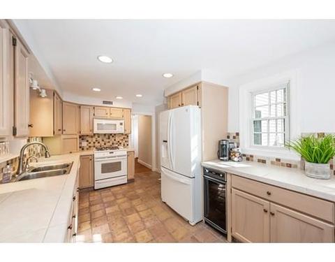 174 Highland St, Newton, MA 02465 photo 2