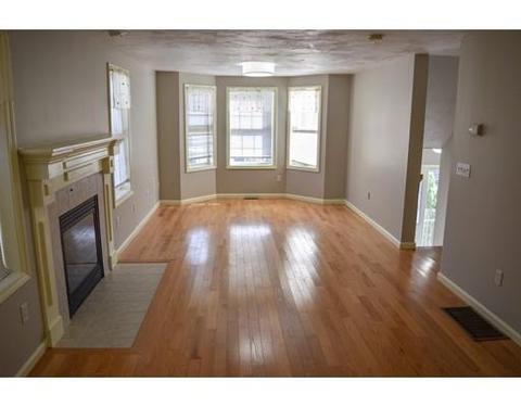 89 Ledgecrest Dr, Worcester, MA 01603 photo 5