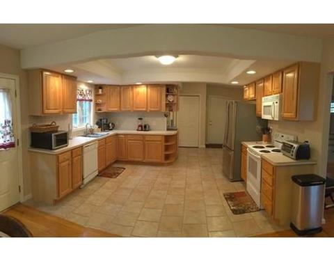 2 Laurin Ln, Easthampton, MA 01027 photo 2