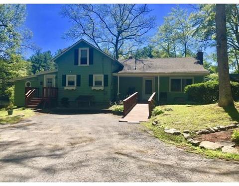 9 Wildwood Ave, Upton, MA 01568 photo 5