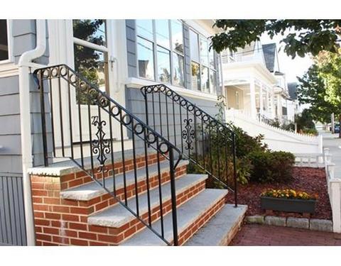 27 Baker Rd, Everett, MA 02149 photo 1
