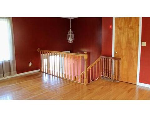 202 Montgomery Cir, Fall River, MA 02720 photo 2