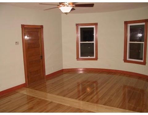 22 Maxwell St, Worcester, MA 01607 photo 9