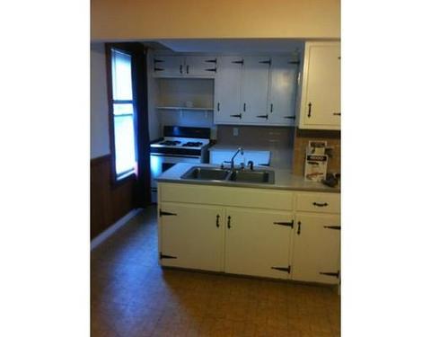 22 Maxwell St, Worcester, MA 01607 photo 15