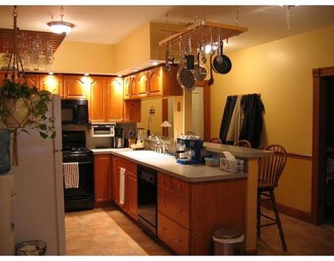 22 Maxwell St, Worcester, MA 01607 photo 5