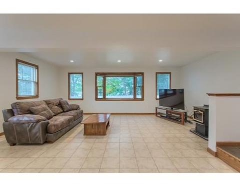 20 Doyle St, Lawrence, MA 01841 photo 4