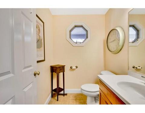 209 Valley Rd, Needham, MA 02492 photo 15