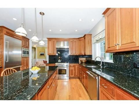 22 Beech St, Millis, MA 02054 photo 6