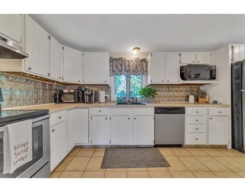 197 Dwight Rd, Springfield, MA 01108 photo 5