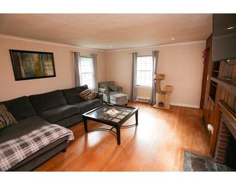 47 Mayflower Rd, Springfield, MA 01118 photo 6