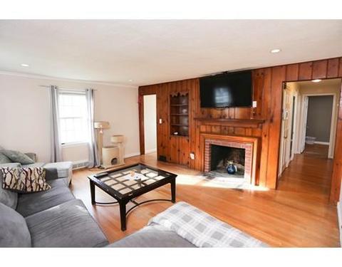 47 Mayflower Rd, Springfield, MA 01118 photo 3