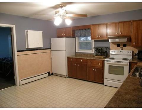 26 Spring St, Webster, MA 01570 photo 6