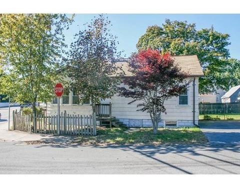 651 Post Rd, Warwick, RI 02888 photo 3